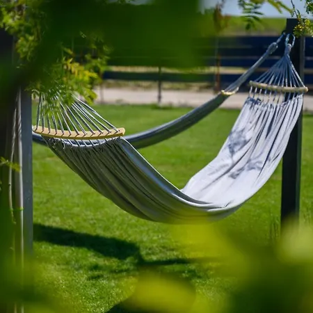 Za Lasem * Jarosławiec