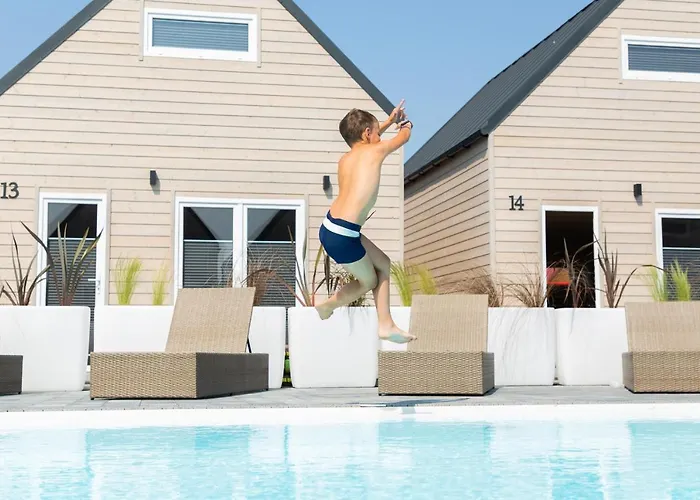 Za Lasem * Jarosławiec