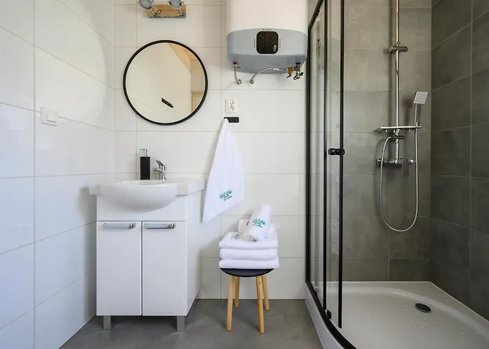 Za Lasem Dom wakacyjny