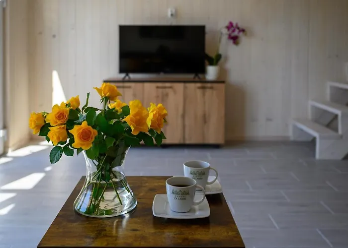 Za Lasem * Jarosławiec